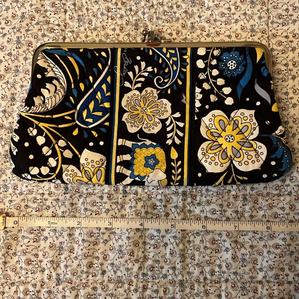 Vera Bradley Kiss Wallet in Ellie Elephants!